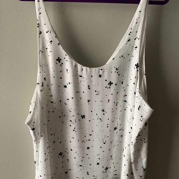 12 Reversible Reitmans Blouse - Picture 12 of 12